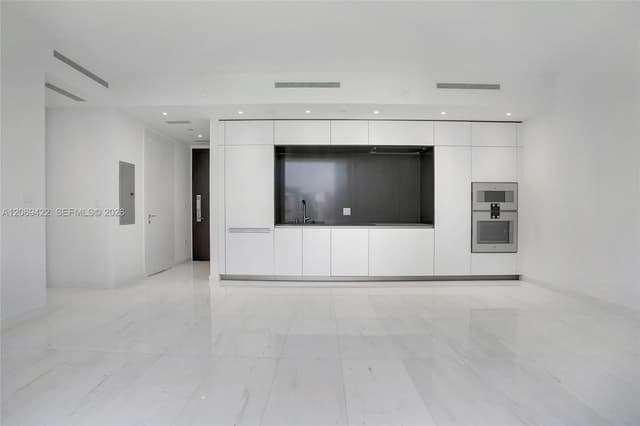 300 Biscayne Boulevard Way # 3108, Miami FL 33131 - Miami, FL - Photo 5