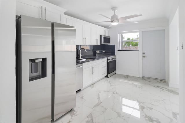5209 N ANDREWS Avenue, Oakland Park FL 33309 - Oakland Park, FL - Photo 5