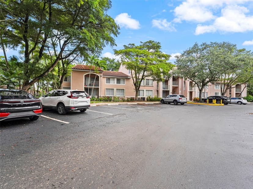 12106 Saint Andrews Pl # 202, Miramar FL 33025