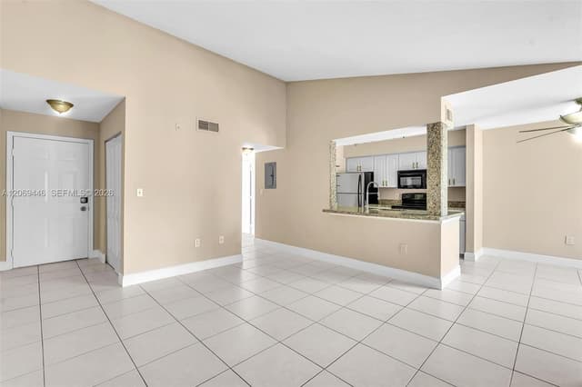 2667 NW 33rd St # 2413, Oakland Park FL 33309 - Oakland Park, FL - Photo 2