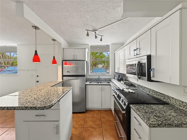 1801 S Treasure Dr # 112, North Bay Village FL 33141 - North Bay Village, FL - Photo 6
