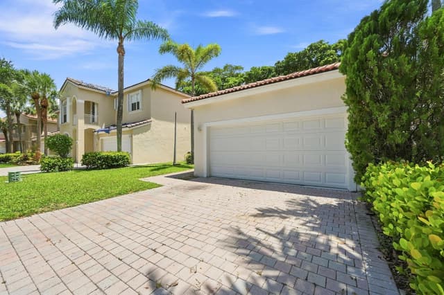 7778 NW 17th Place, Pembroke Pines FL 33024 - Pembroke Pines, FL - Photo 3