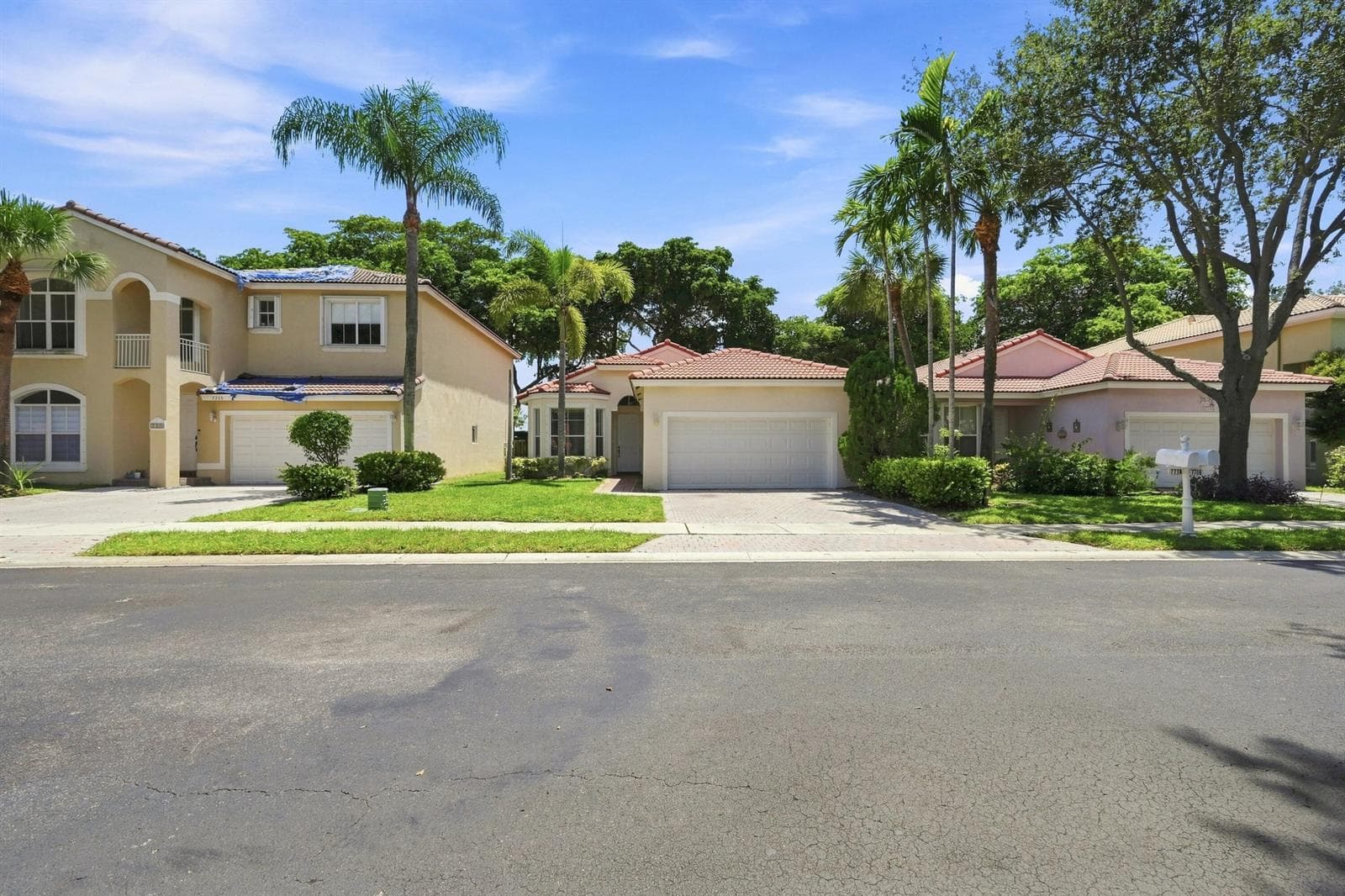 7778 NW 17th Place, Pembroke Pines FL 33024 - Pembroke Pines, FL - Photo 1