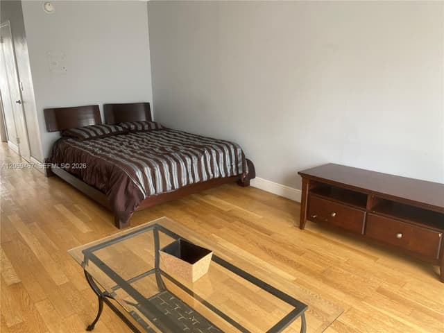 221 Meridian Ave # 305, Miami Beach FL 33139 - Miami Beach, FL - Photo 4