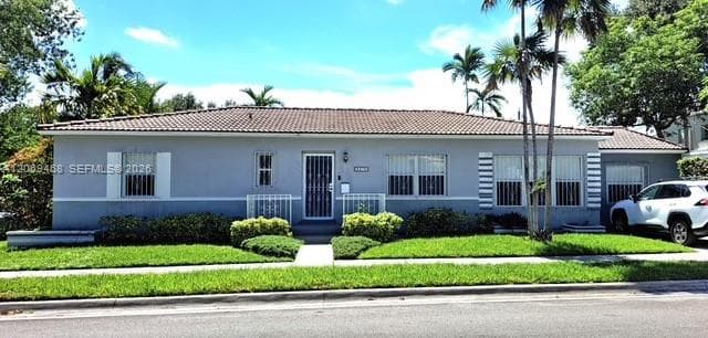 2470 SW 23rd Ave, Coral Gables FL 33145