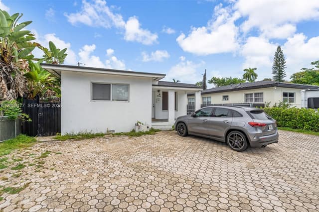 540 Beacom Blvd, Miami FL 33135 - Miami, FL - Photo 3
