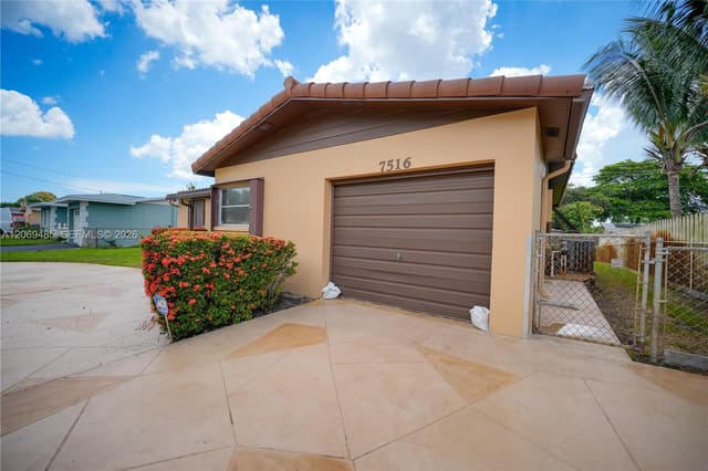 7516 Taft St, Hollywood FL 33024 - Hollywood, FL - Photo 7