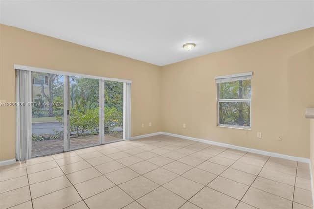 3102 NW 24th Way, Oakland Park FL 33309 - Oakland Park, FL - Photo 6