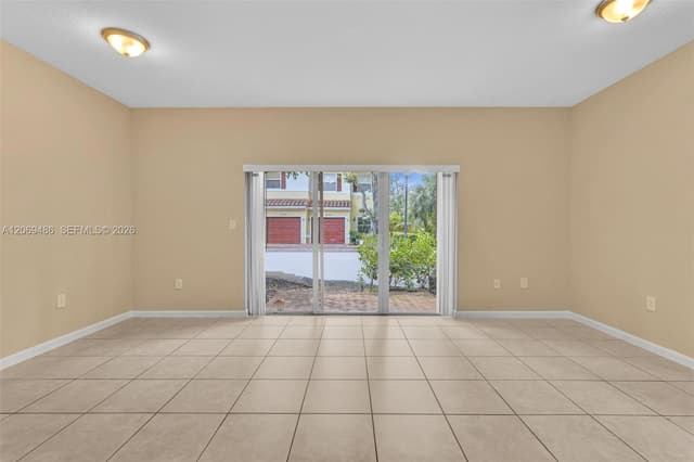 3102 NW 24th Way, Oakland Park FL 33309 - Oakland Park, FL - Photo 5