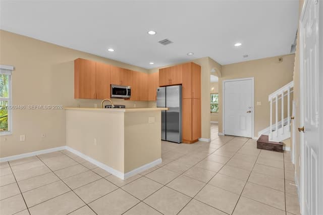 3102 NW 24th Way, Oakland Park FL 33309 - Oakland Park, FL - Photo 4