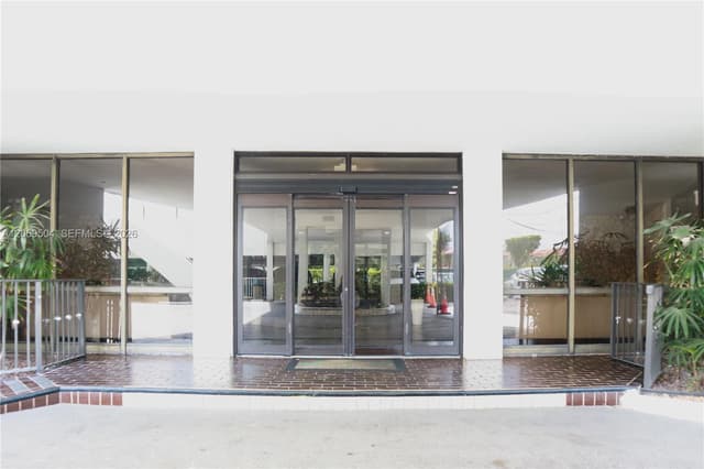 13951 Kendale Lakes Cir # 310A, Miami FL 33183 - Miami, FL - Photo 4