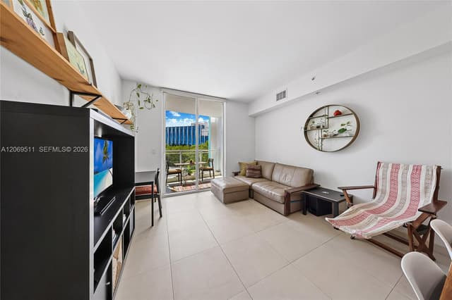 2020 Prairie Ave # 302, Miami Beach FL 33139 - Miami Beach, FL - Photo 6