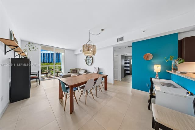 2020 Prairie Ave # 302, Miami Beach FL 33139 - Miami Beach, FL - Photo 4