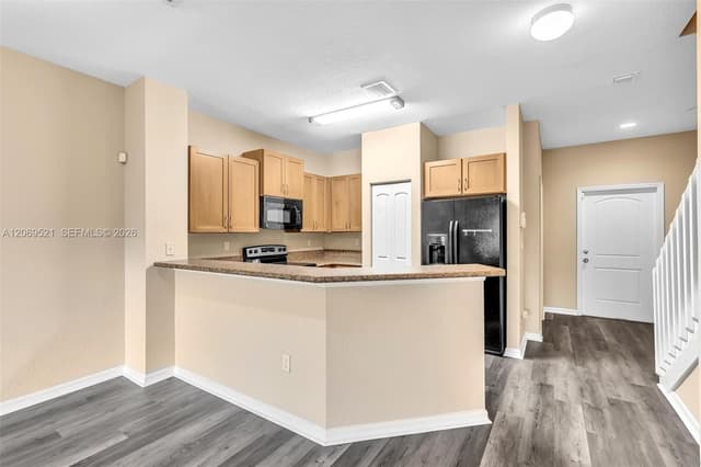 3530 NW 29th Ct, Lauderdale Lakes FL 33311 - Lauderdale Lakes, FL - Photo 2