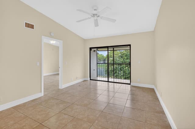 21943 REMSEN Terrace # 207, Boca Raton FL 33433 - Boca Raton, FL - Photo 2