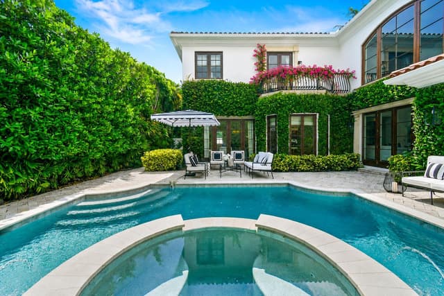 437 Chilean Avenue, Palm Beach FL 33480 - Palm Beach, FL - Photo 2