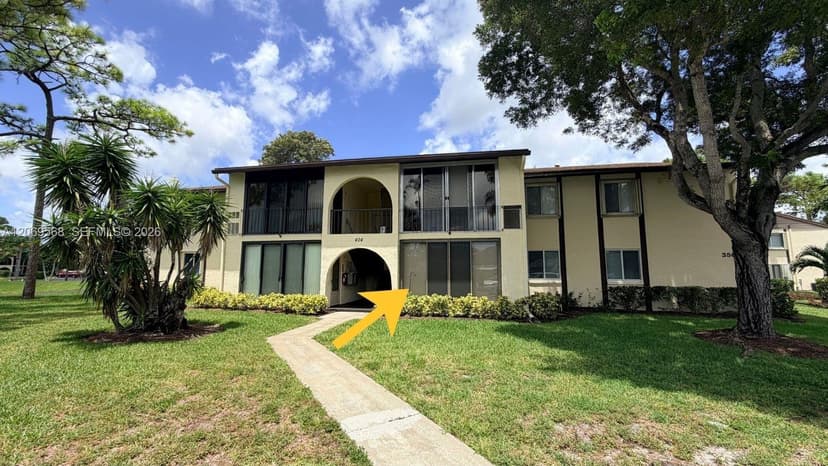 3561 Pine Tree Ct # 1, Green Acres FL 33463