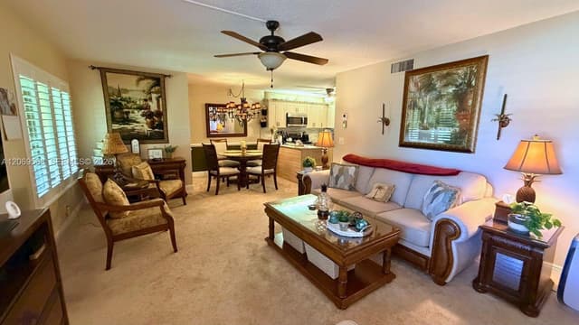 3561 Pine Tree Ct # 1, Green Acres FL 33463 - Green Acres, FL - Photo 5