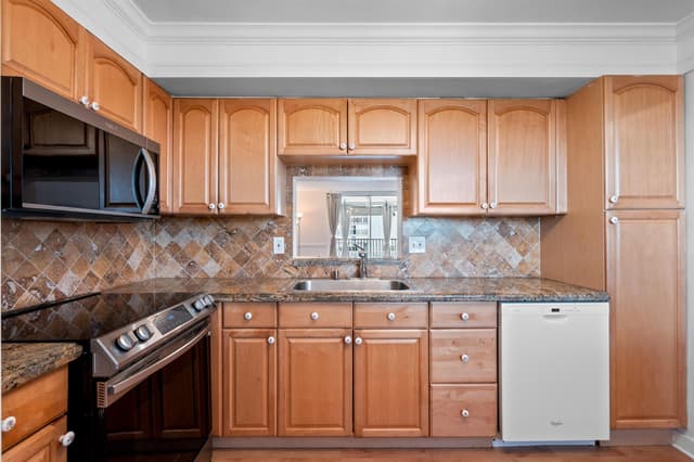 620 NE 12th Avenue # 602, Hallandale Beach FL 33009 - Hallandale Beach, FL - Photo 5