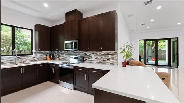 1419 SW 14th Ter, Miami FL 33145 - Miami, FL - Photo 6