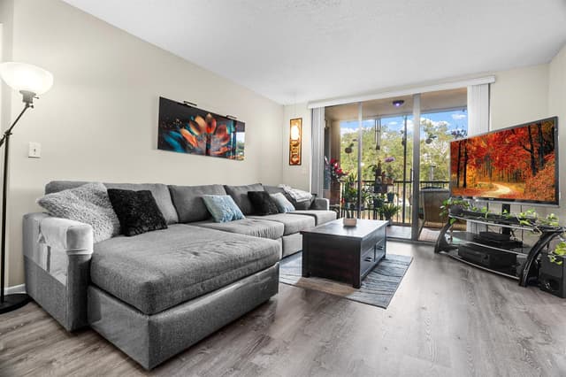 4161 Coral Tree Circle # 261, Coconut Creek FL 33073 - Coconut Creek, FL - Photo 2