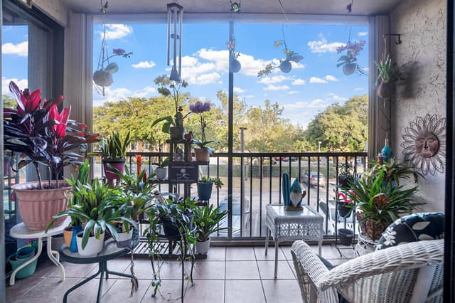 4161 Coral Tree Circle # 261, Coconut Creek FL 33073 - Coconut Creek, FL - Photo 7
