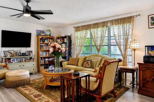 5050 NW 3rd Ct # D, Delray Beach FL 33445 - Delray Beach, FL - Photo 6