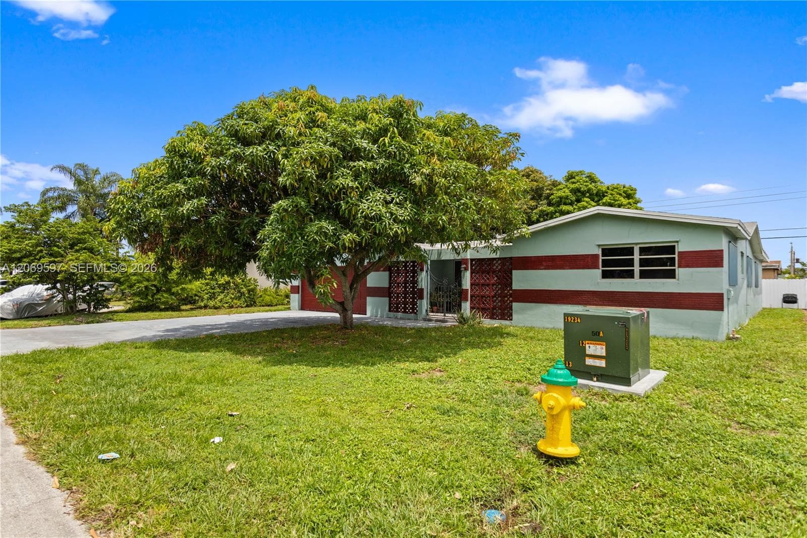 7531 Harbour Blvd, Miramar FL 33023 - Miramar, FL - Photo 1