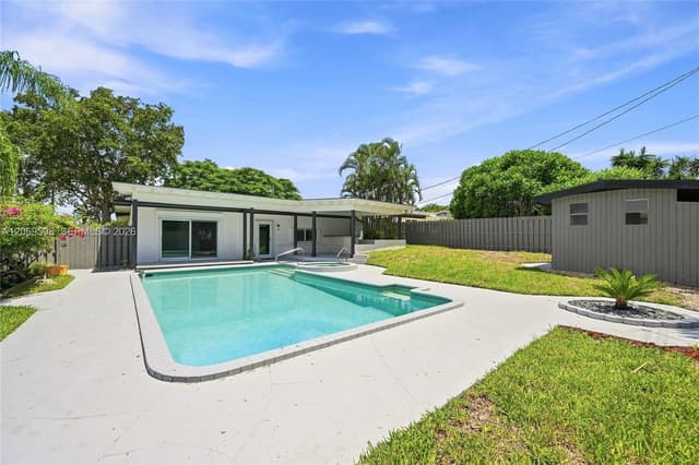 450 SW 1st St, Boca Raton FL 33432 - Boca Raton, FL - Photo 3