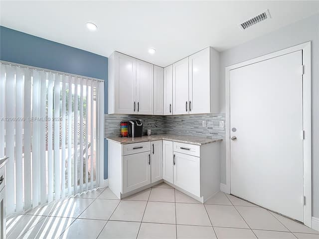 10977 Long Boat Dr # 10977, Cooper City FL 33026 - Cooper City, FL - Photo 6