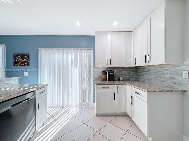 10977 Long Boat Dr # 10977, Cooper City FL 33026 - Cooper City, FL - Photo 5
