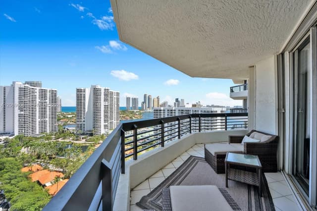 3500 Mystic Pointe Dr # 2107, Aventura FL 33180 - Aventura, FL - Photo 4
