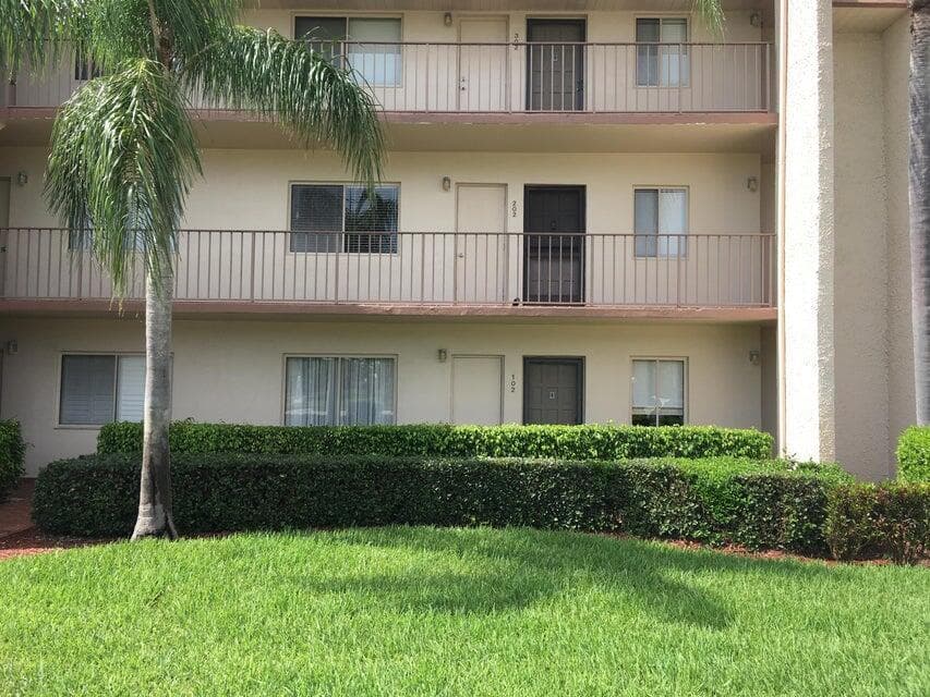 4070 Tivoli Court # 202, Lake Worth FL 33467 - Lake Worth, FL - Photo 1