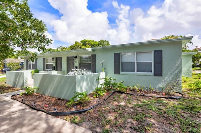 701 New Jersey Street, West Palm Beach FL 33401 - West Palm Beach, FL - Photo 2