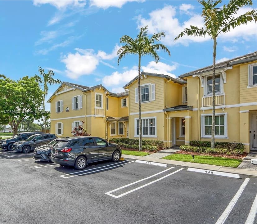 2928 SE 2nd St # 3, Homestead FL 33033