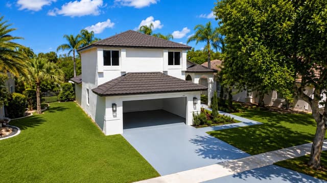 261 SW 178th Way, Pembroke Pines FL 33029 - Pembroke Pines, FL - Photo 2