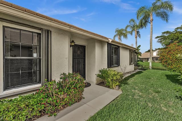 4787 Brighton Lakes Boulevard, Boynton Beach FL 33436 - Boynton Beach, FL - Photo 4
