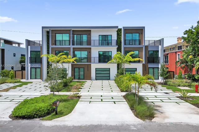 1821 NE 26th Ave, Fort Lauderdale FL 33305 - Fort Lauderdale, FL - Photo 3