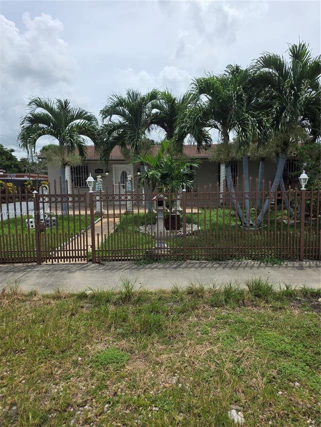 19001 NW 49th Ct, Opa-Locka FL 33055 - Opa-Locka, FL - Photo 4