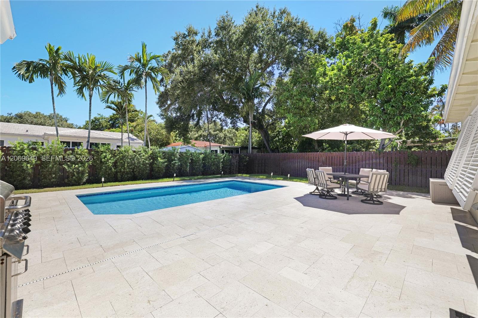 940 NE 117th St, Biscayne Park FL 33161 - Biscayne Park, FL - Photo 1