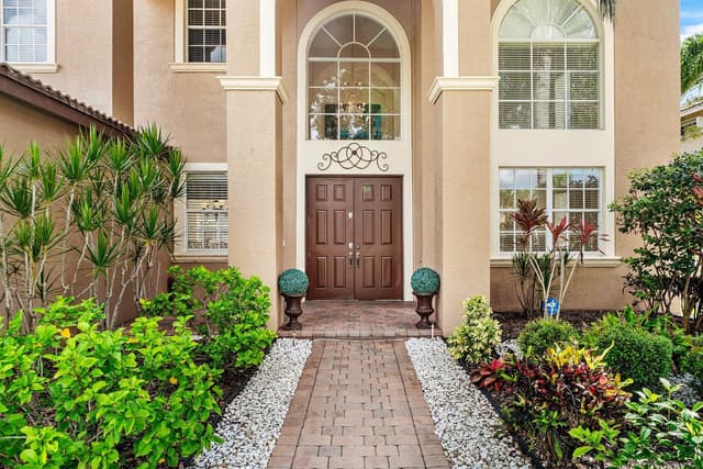 7346 Denicola Lane, Lake Worth FL 33467 - Lake Worth, FL - Photo 4