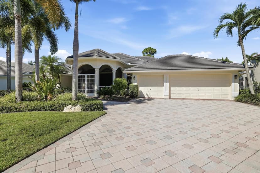 533 Cypress Green Circle, Wellington FL 33414