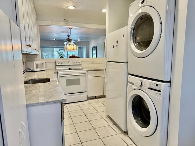1421 NW 19th Terrace # 102, Delray Beach FL 33445 - Delray Beach, FL - Photo 5