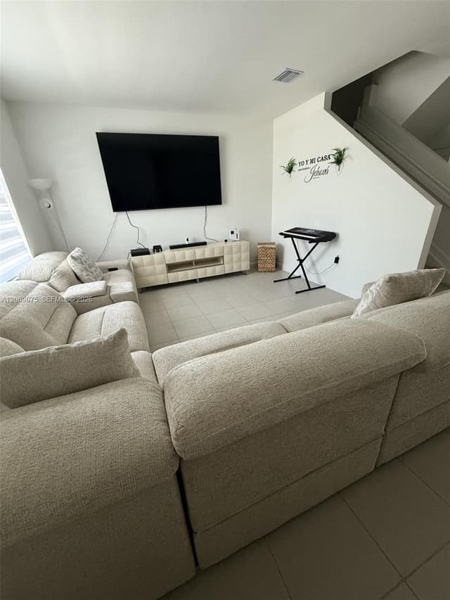 27757 SW 155th Ct, Homestead FL 33032 - Homestead, FL - Photo 2