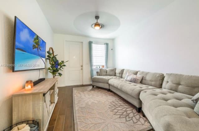 1443 SE 26th Ave, Homestead FL 33035 - Homestead, FL - Photo 2