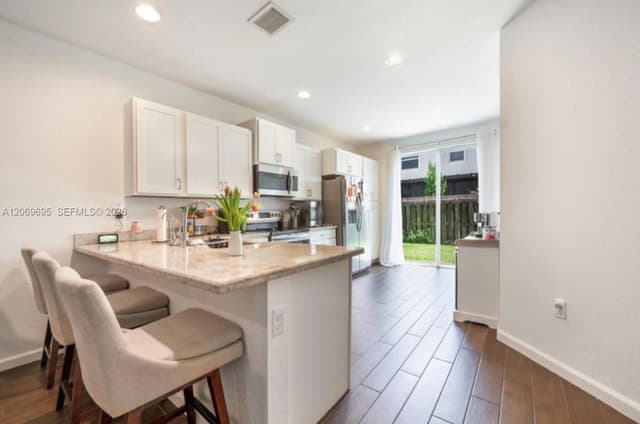 1443 SE 26th Ave, Homestead FL 33035 - Homestead, FL - Photo 6