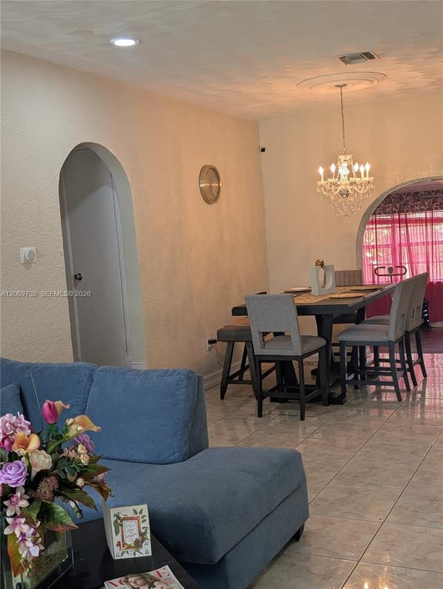 560 NW 184th Ter, Miami Gardens FL 33169 - Miami Gardens, FL - Photo 7