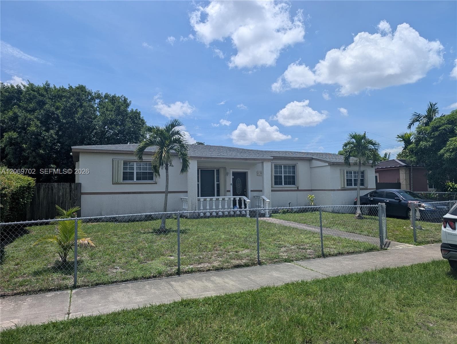 560 NW 184th Ter, Miami Gardens FL 33169 - Miami Gardens, FL - Photo 1