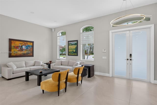2126 Quail Roost Dr, Weston FL 33327 - Weston, FL - Photo 5