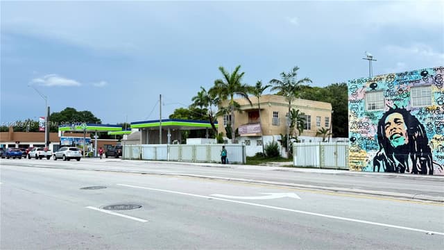 6220 NE Miami Pl, Miami FL 33138 - Miami, FL - Photo 2